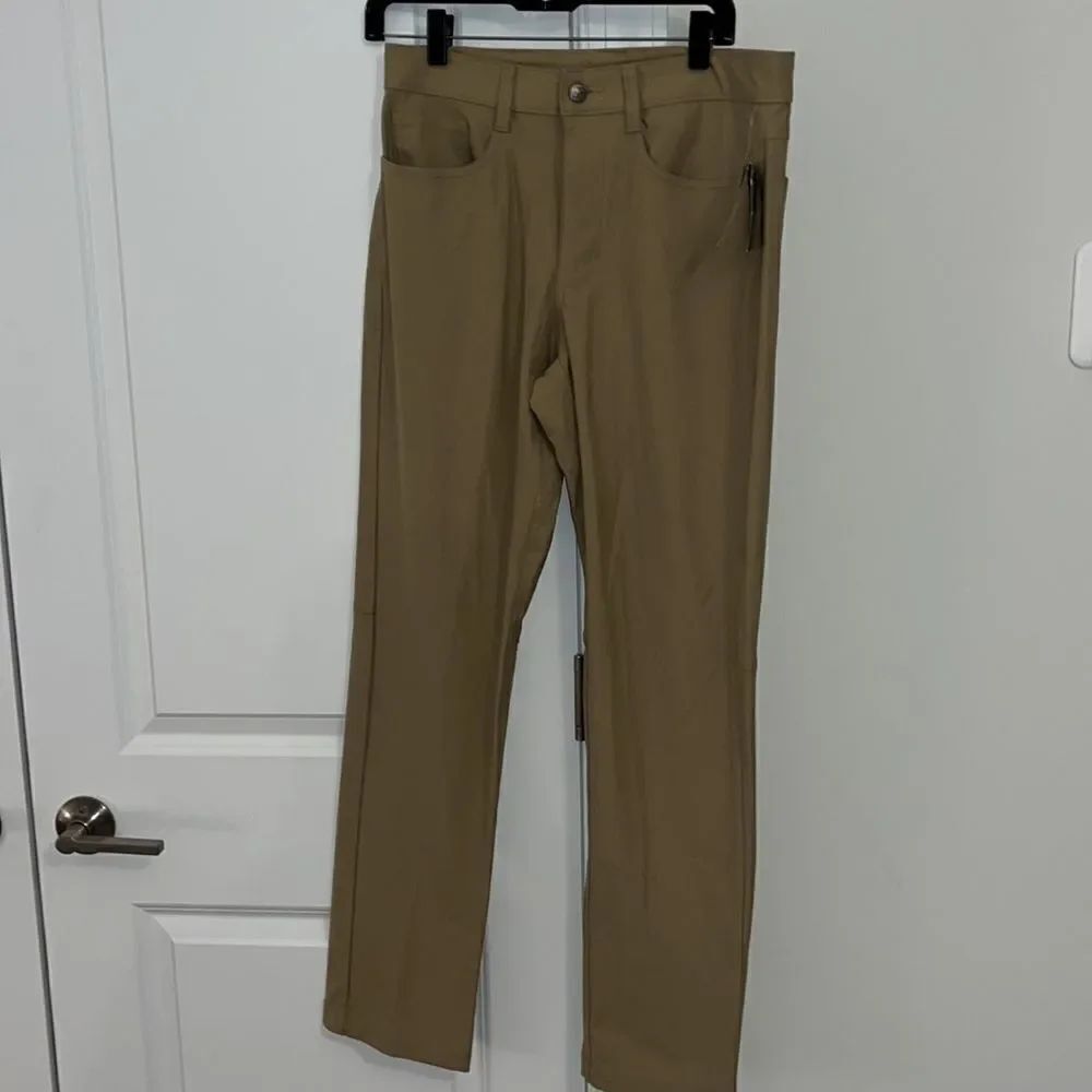 New Swiss Tech flat front 5 pocket performance Travel Hiking Trail Fishing panta